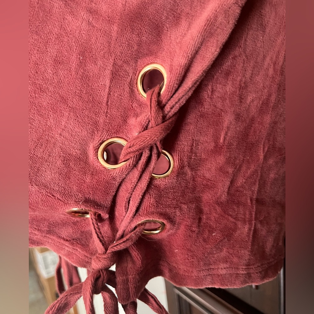 Velvet Lace Up Sweatshirt - Picture 4 of 5